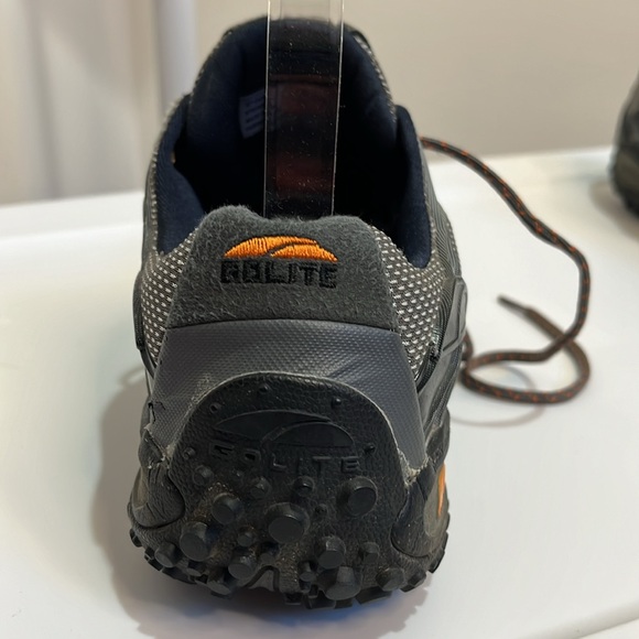 Men’s gray laced Golite rock absorber hiking shoes size 8.5 w/cruv heal support - Picture 5 of 15